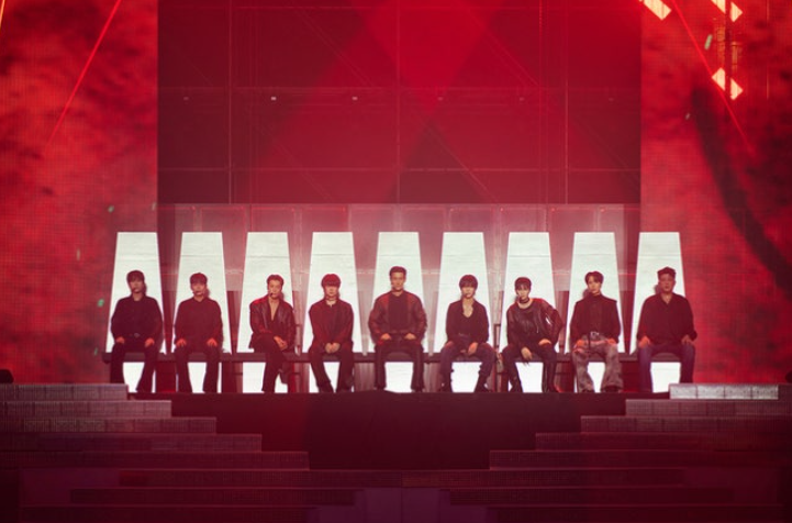 Super Junior出道20周年演唱会嗨翻！三代ELF合体泪洒现场，誓言再战下一个20年！