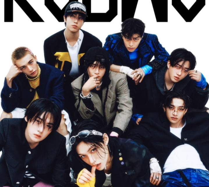 Stray Kids正规四辑《KARMA》爆红！首日狂销200万张，横扫全球榜单冠军！