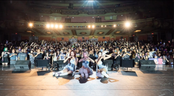 VIVIZ北美巡演圆满收官！以“新传奇”点燃全球舞台，续写耀眼征程