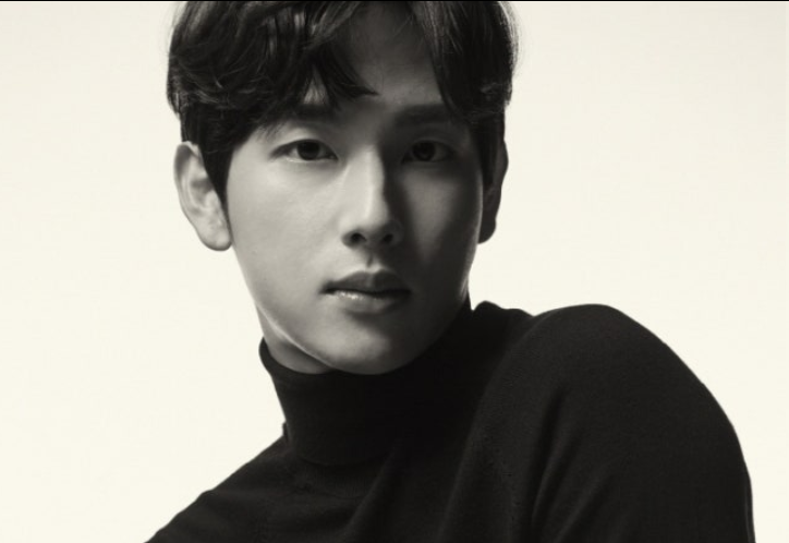 朴宝剑、Rosé成同门！任时完新东家曝光，未来活动引期待