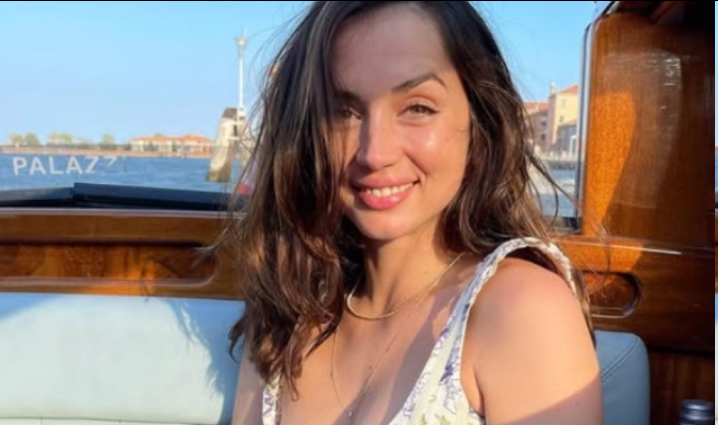 恋情“急刹车”！安娜坦言与阿汤哥分手因节奏太快，难敌26岁鸿沟