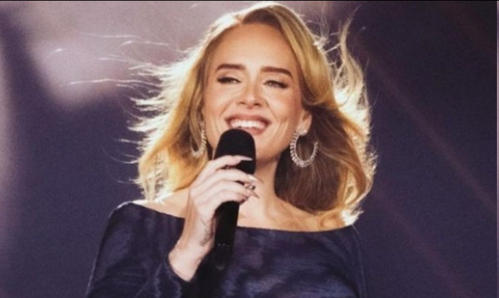 阿黛尔银幕首秀进军影坛，与好莱坞影帝共演歌剧传奇