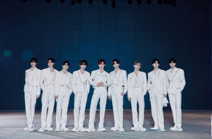 ZEROBASEONE日辑首周销量破纪录 连夺Oricon与Billboard榜单前列