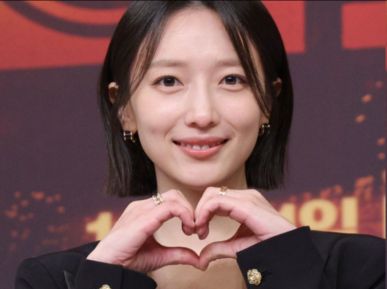 角色成长肉眼可见！《模范出租车3》表艺珍短发造型，诠释职业女性蜕变