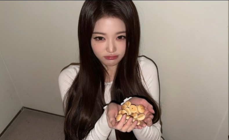 甜酷张元英上线！饼干寻名晒美腿，私下竟是全能富婆