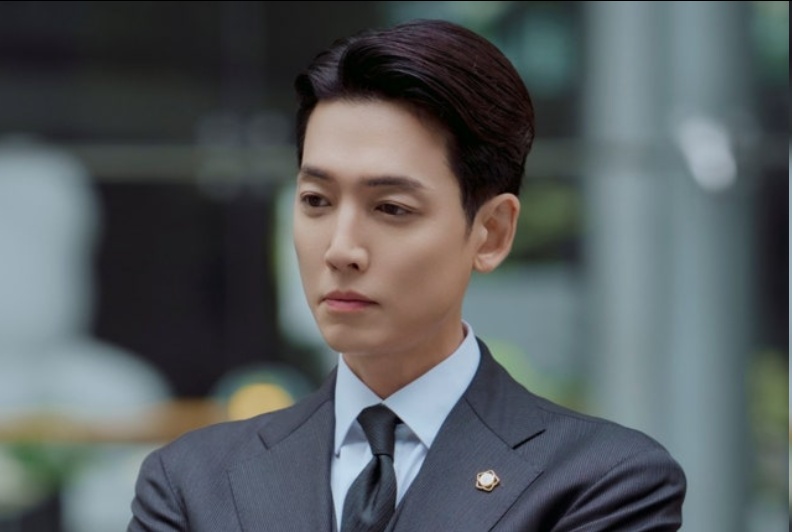 郑敬淏新作《正义律师》12月开播！揭秘“自私法官”的片场锤炼