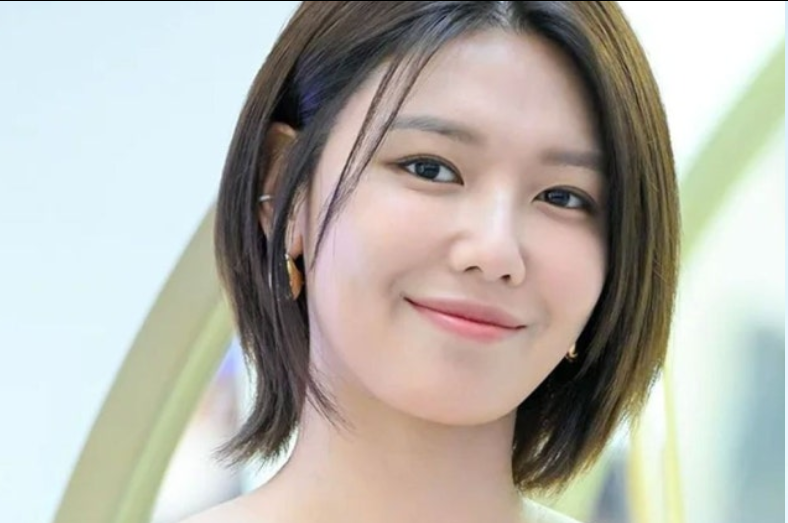 崔秀英戏外与郑敬淏长跑14年，戏内搭档金宰英上演“脱衣披肩”浪漫名场面