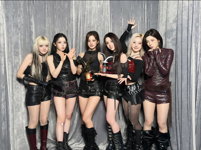 NMIXX 智利激情开演引200万人狂欢，携手拉美巨星今日再推洗脑神曲《TIC TIC》