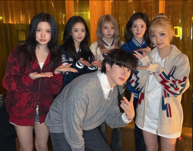 五代女团KiiiKiii突袭金希澈节目，Gen Z式谈吐让“宇宙大明星”也招架不住？