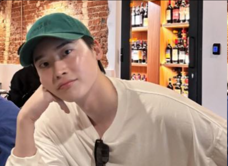 少年感满满！李钟硕分享旅行日常，粉丝：你这家伙有点可爱哦