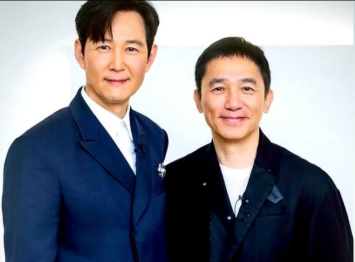 李政宰的超强人脉：继现身防弹少年团演唱会后，又与梁朝伟惊喜同框