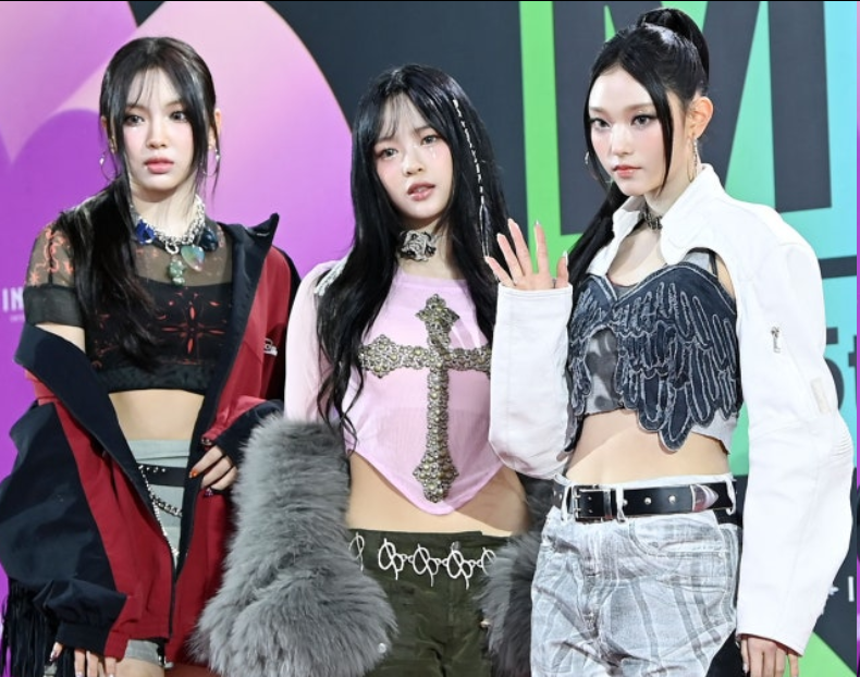 消失2年后合体！NewJeans哥本哈根行程曝光，K-pop神话要回来了吗？