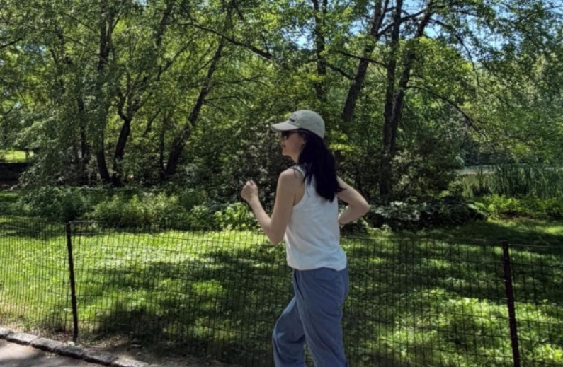 “大长今”李英爱近照曝光！55岁状态宛如少女，与富商老公育有双胞胎