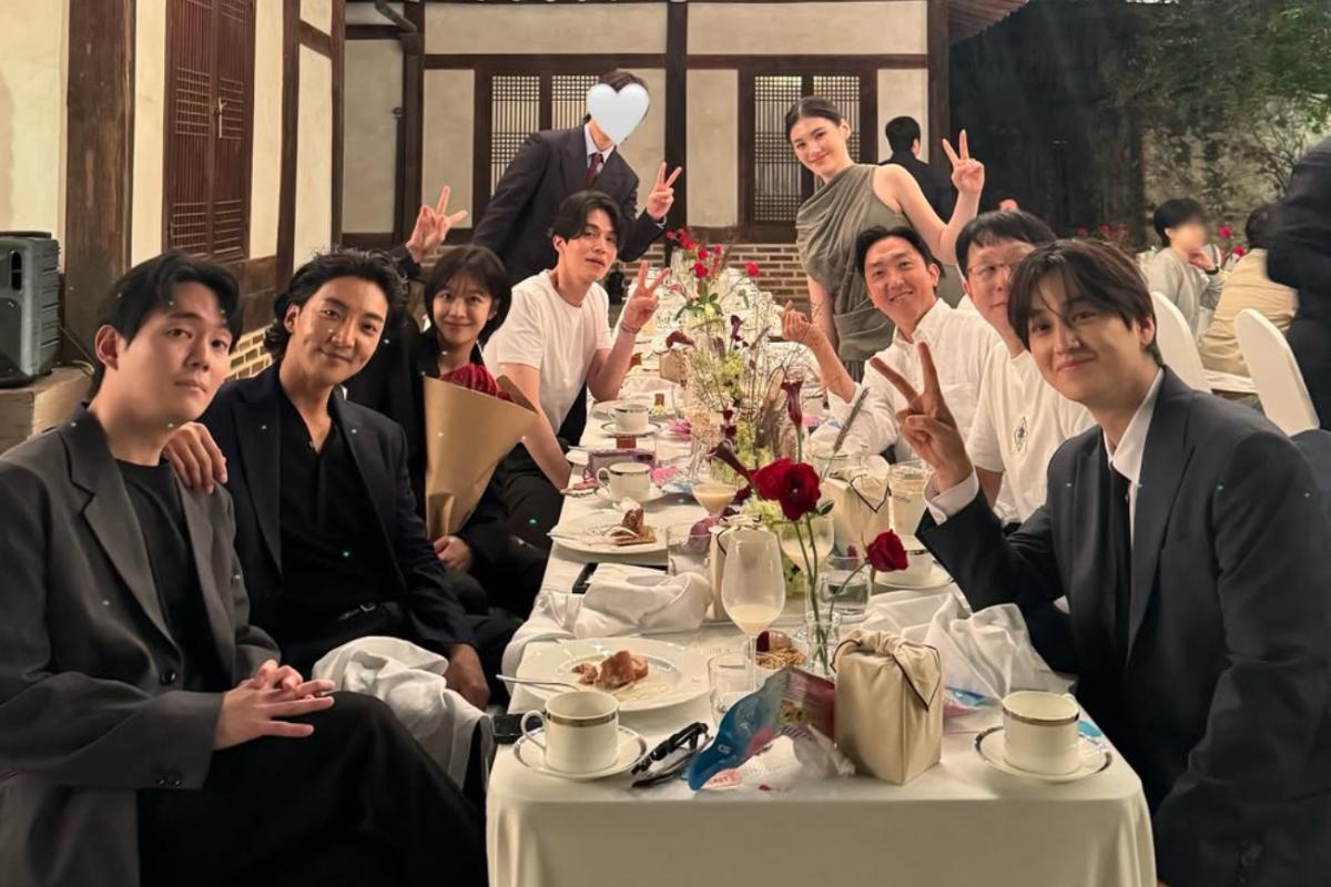 《九尾狐传》团魂炸裂！李栋旭赵宝儿金汎全员出席金容智婚礼