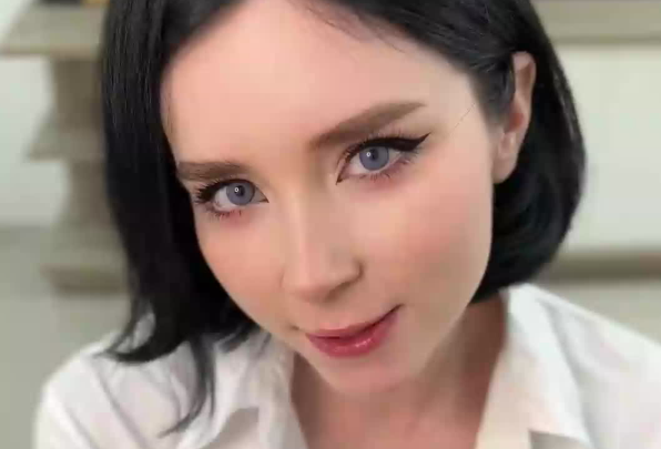 SweetieFox的知名作品推荐，SweetieFox甜心狐狸介绍个人简介