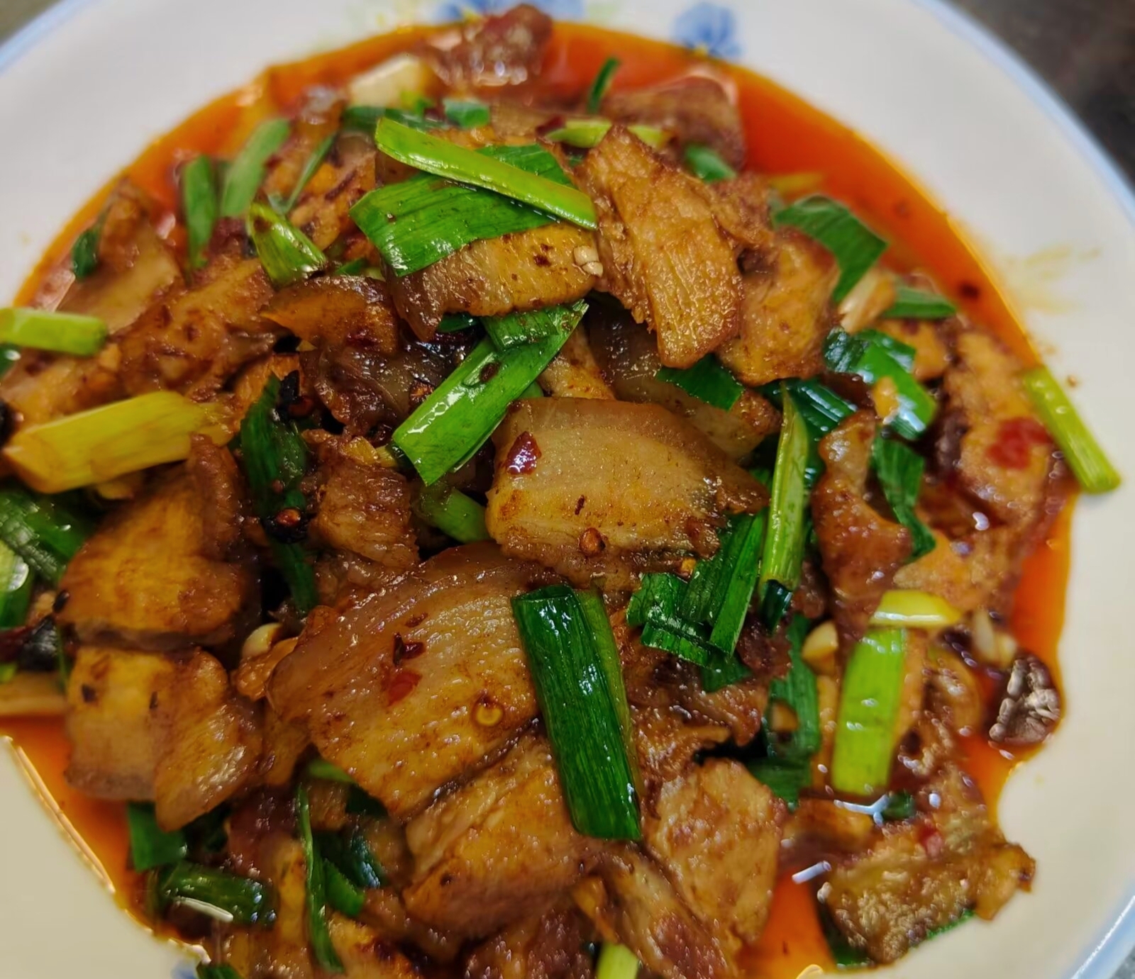 经典重现,带你感受川味回锅肉的独特魅力!