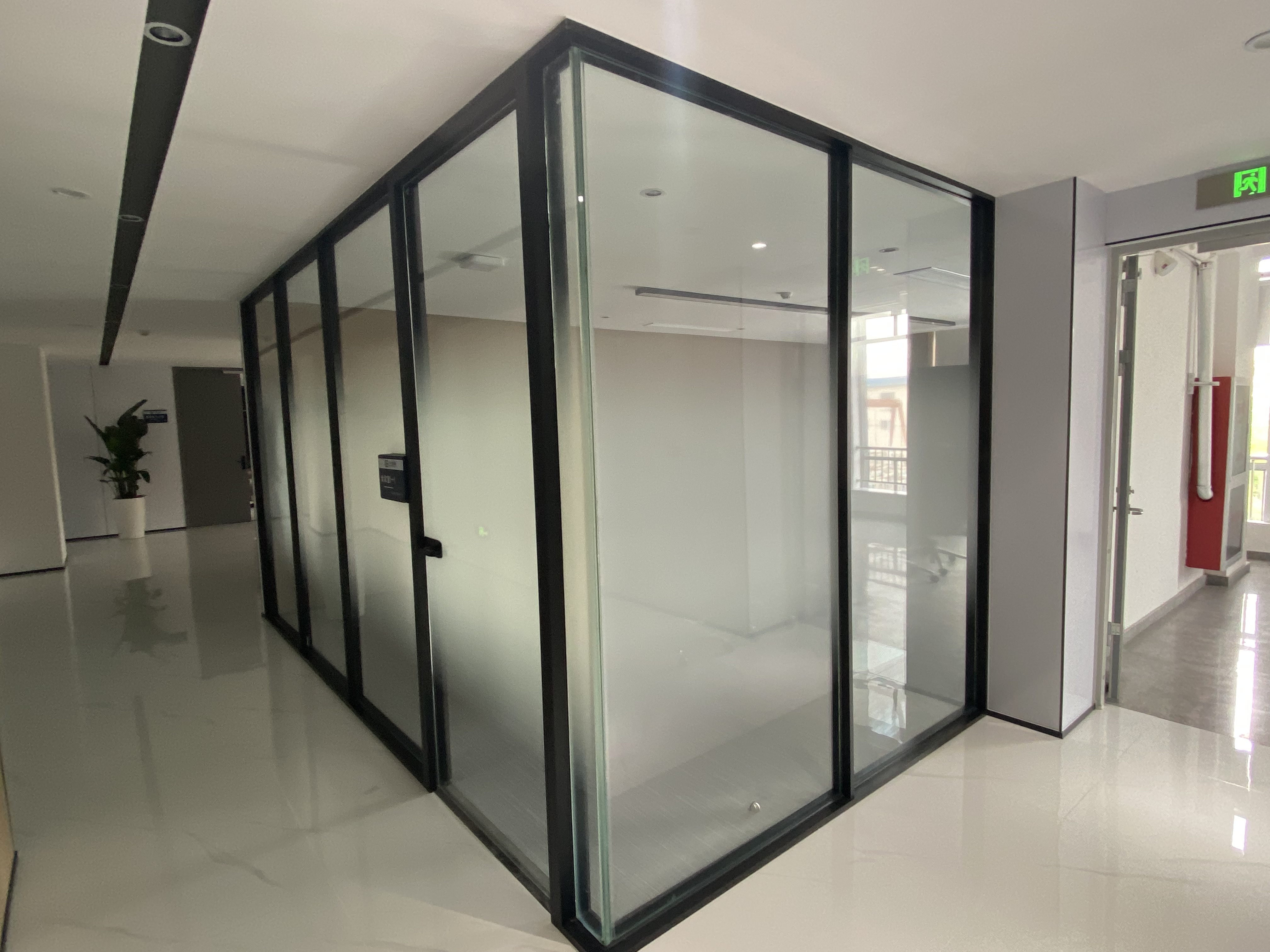 玻璃渐变膜的主要作用有哪些