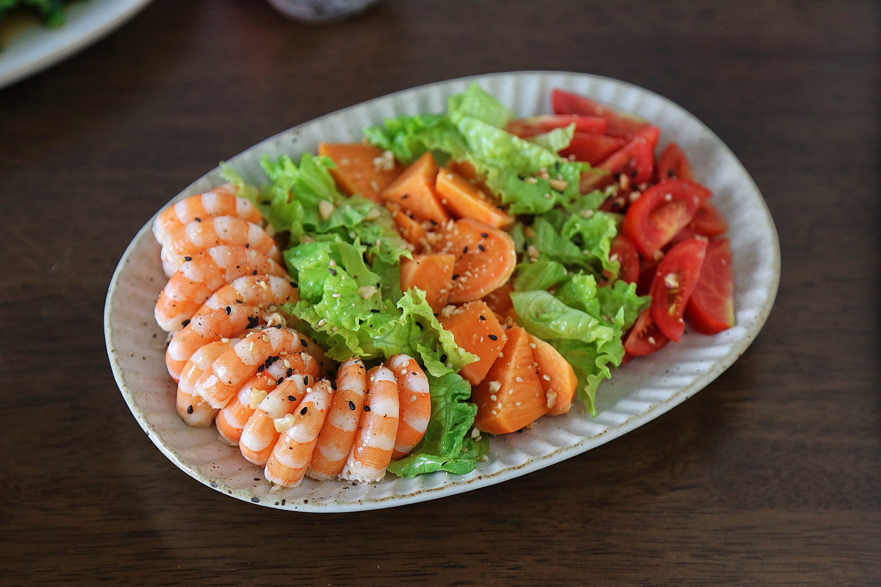 虾仁蔬菜沙拉这样做,鲜嫩多汁,清爽开胃,好吃到停不下来