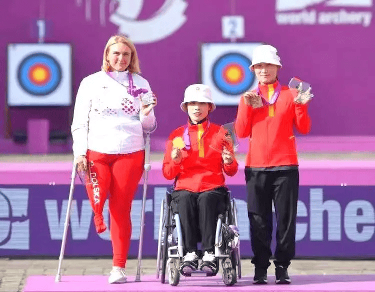 美国健全人上残奥会,网友:原谅他,他是脑残!美国:他是真脑残