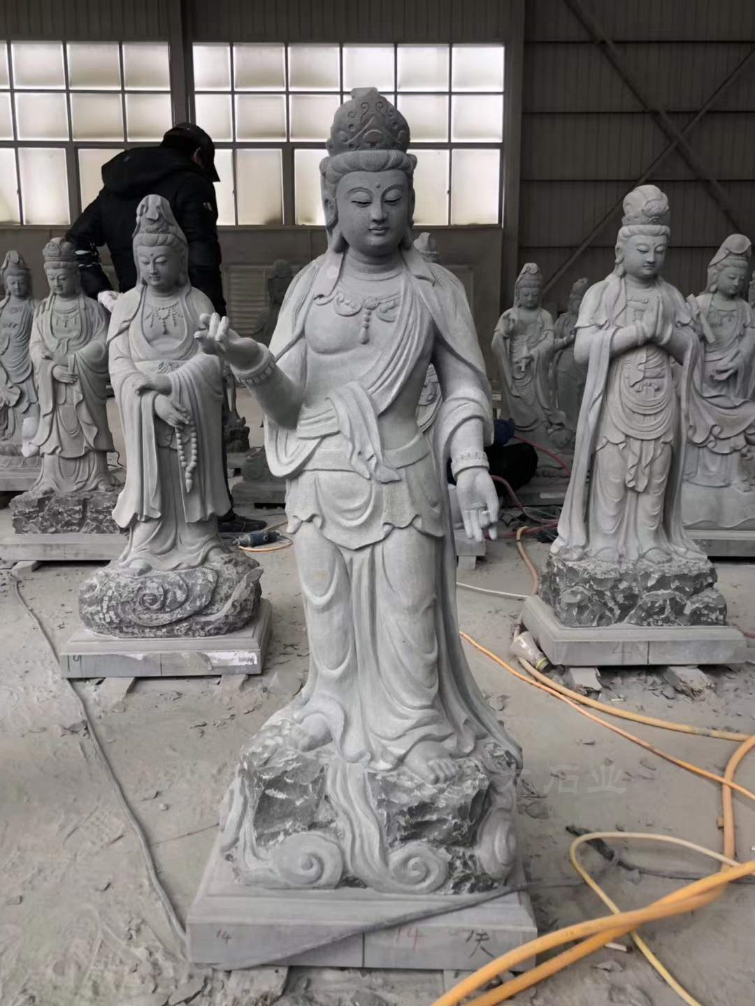 寺庙石雕