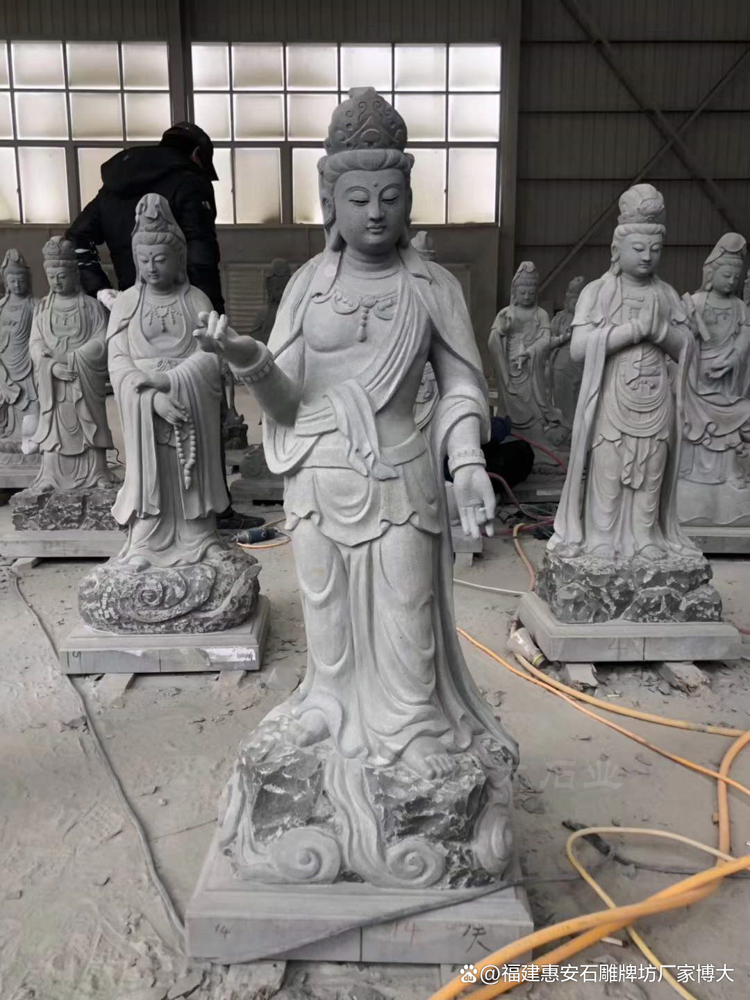 寺庙石雕