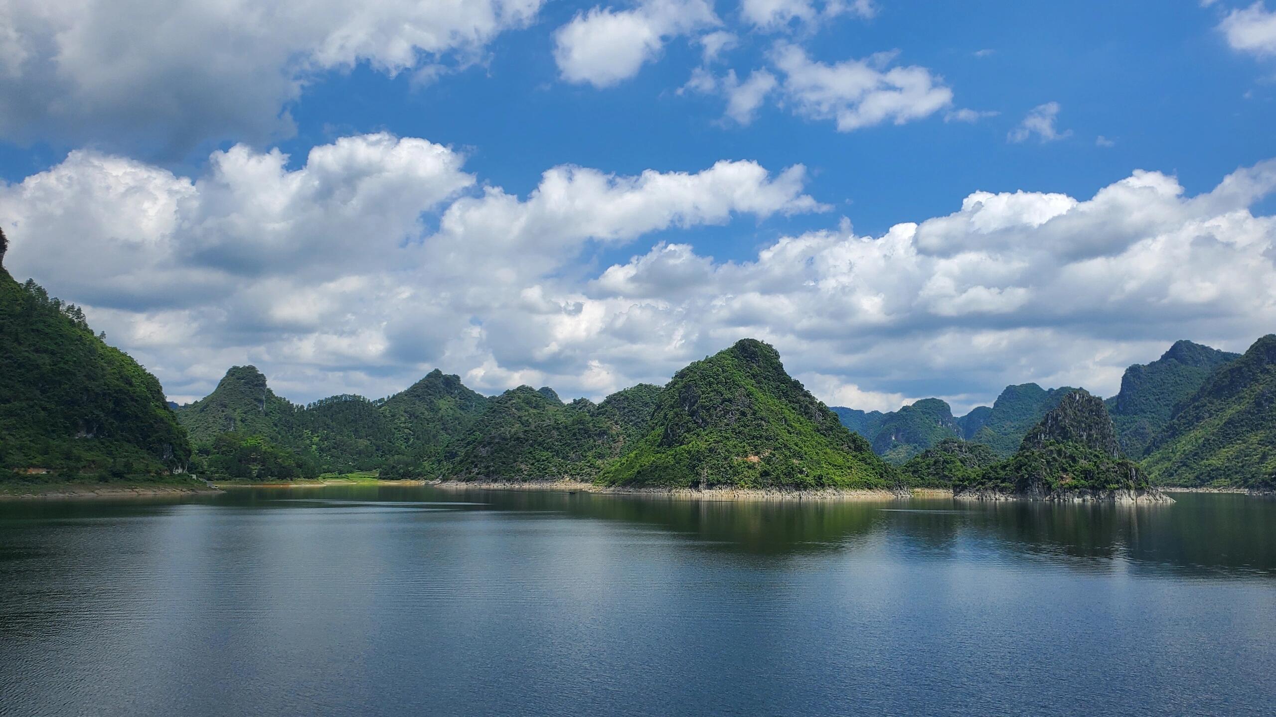 上林大龙湖景区图片