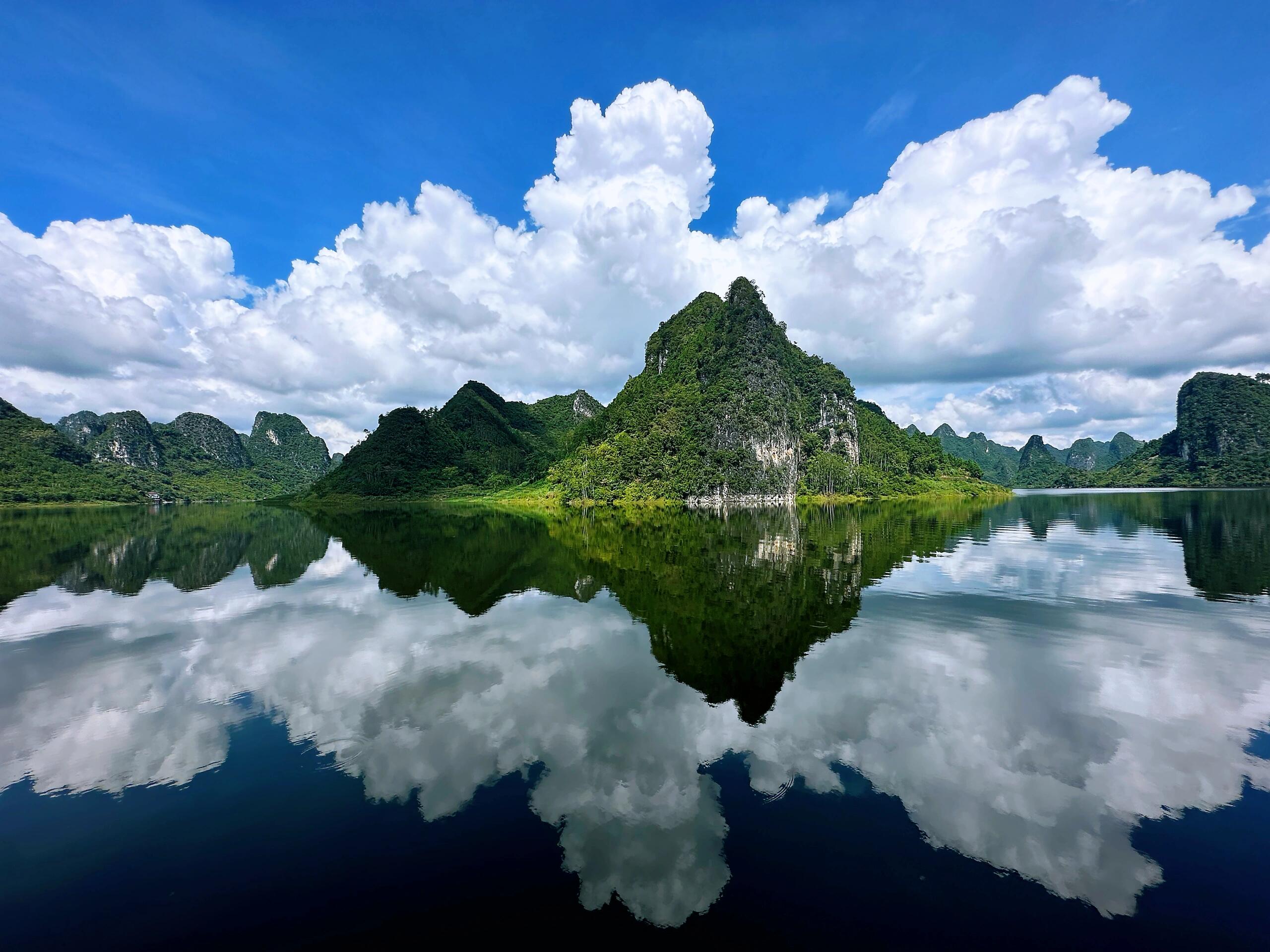 上林大龙湖景区图片