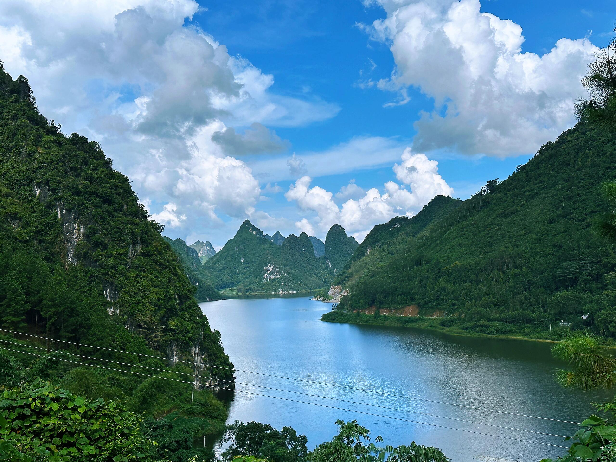 上林大龙湖景区图片