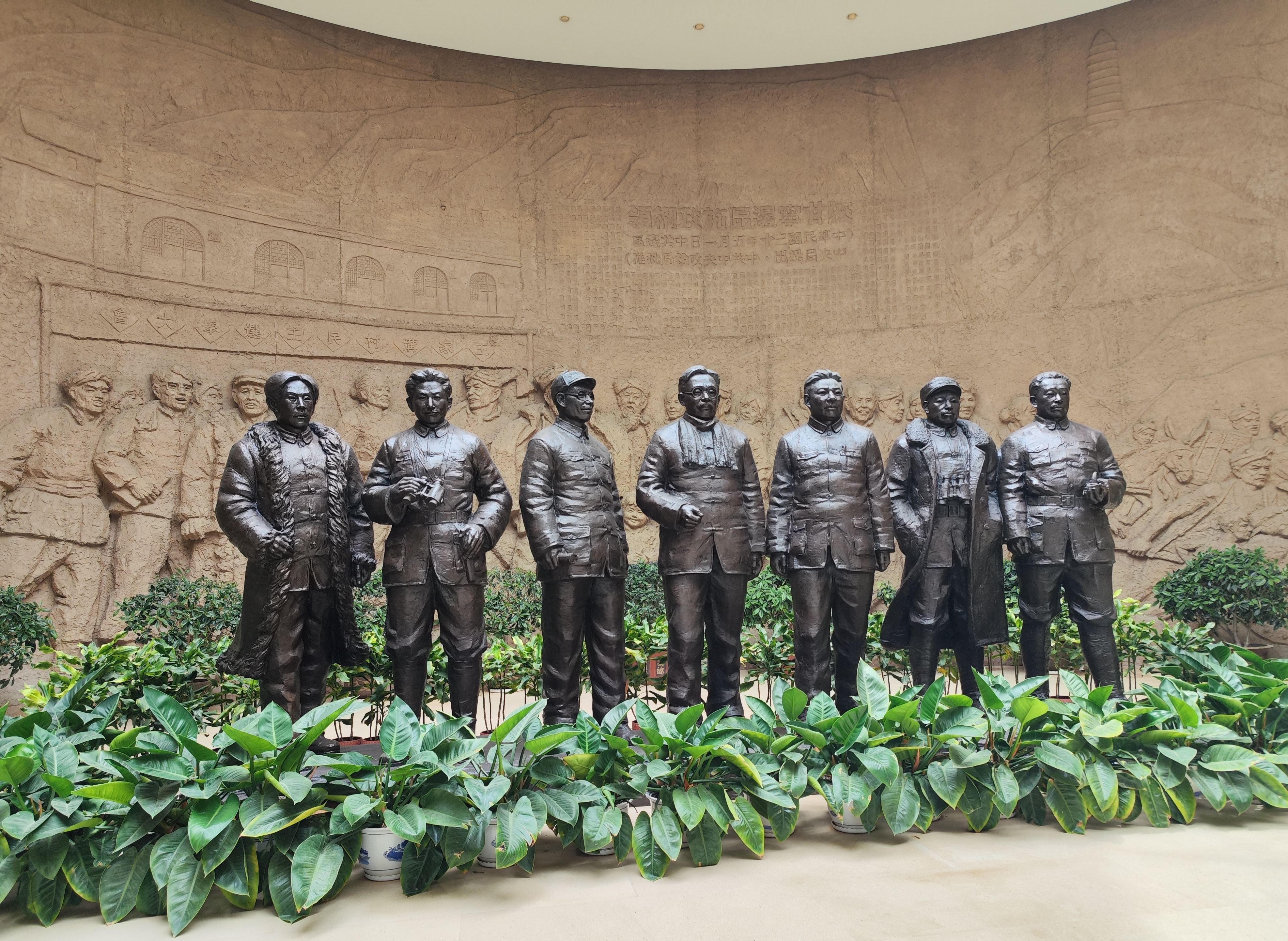 漫步延安花石砭西北局旧址,重温跌宕起伏的西北岁月