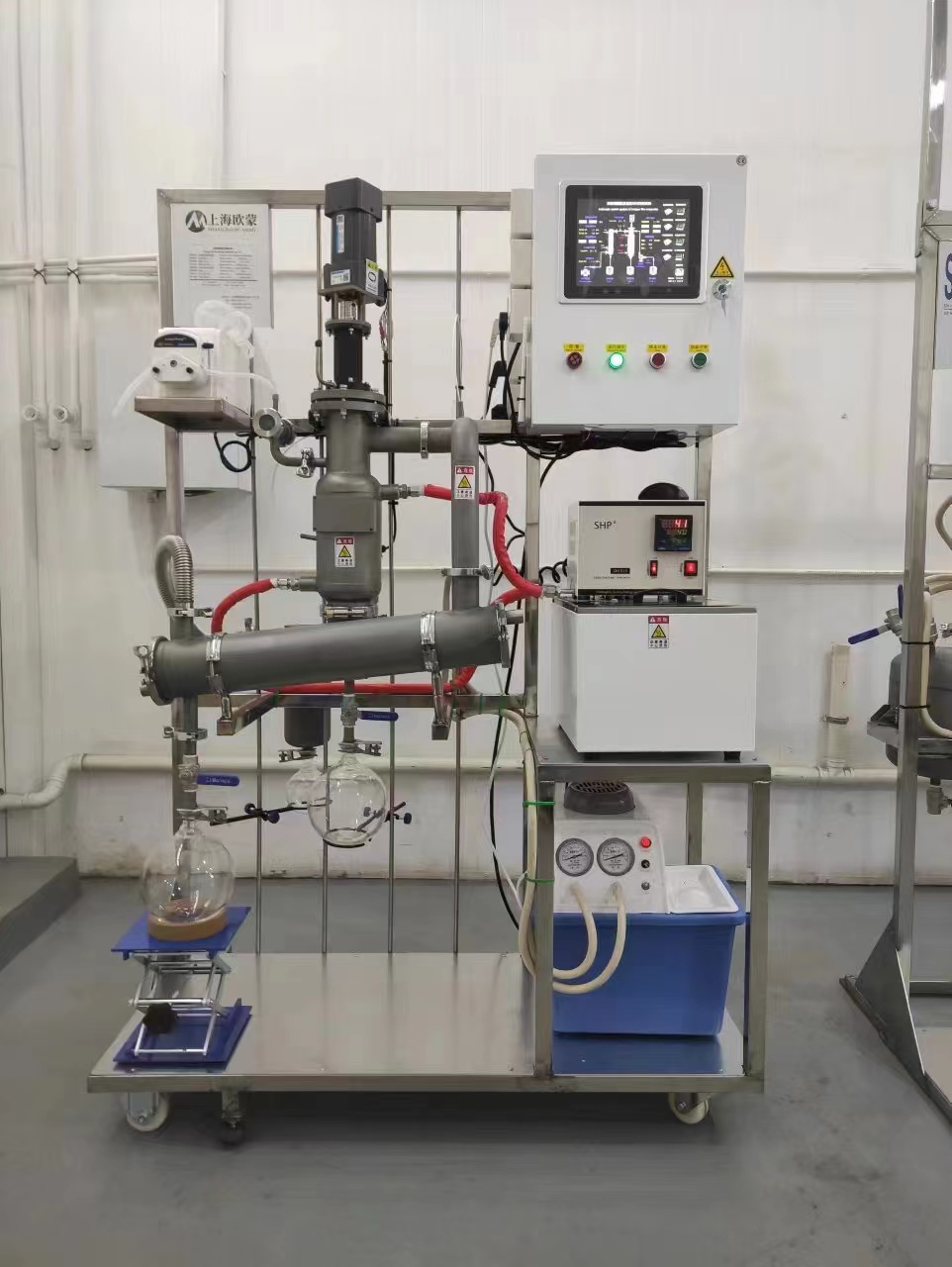 实验室刮板薄膜蒸发器:蒸发蒸馏浓缩分离设备
