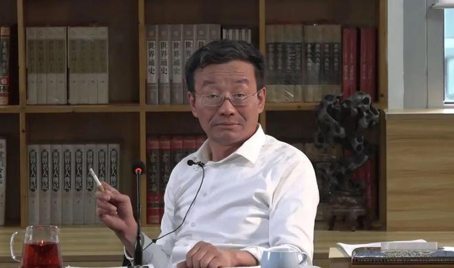 王德峰:"今日之中国纵 欲汹汹,各种欲 望,各食其能,各谋其力,一个民族