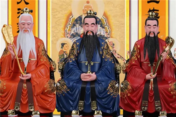 身份通天教主乃鸿钧老祖座下的三弟子,与老子,元始天尊为同门师兄弟