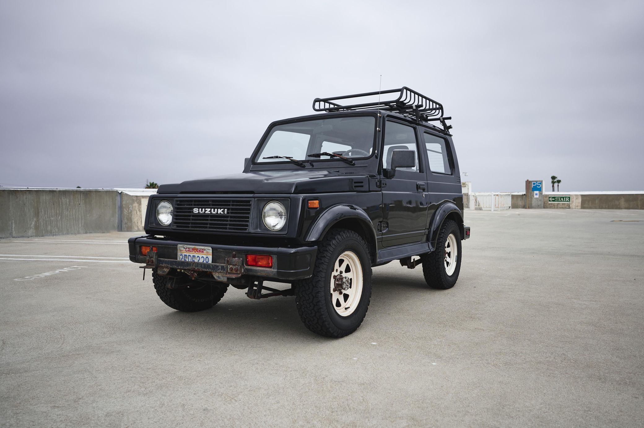铃木吉姆尼兄弟车型 1987年款铃木武士 jx 4x4
