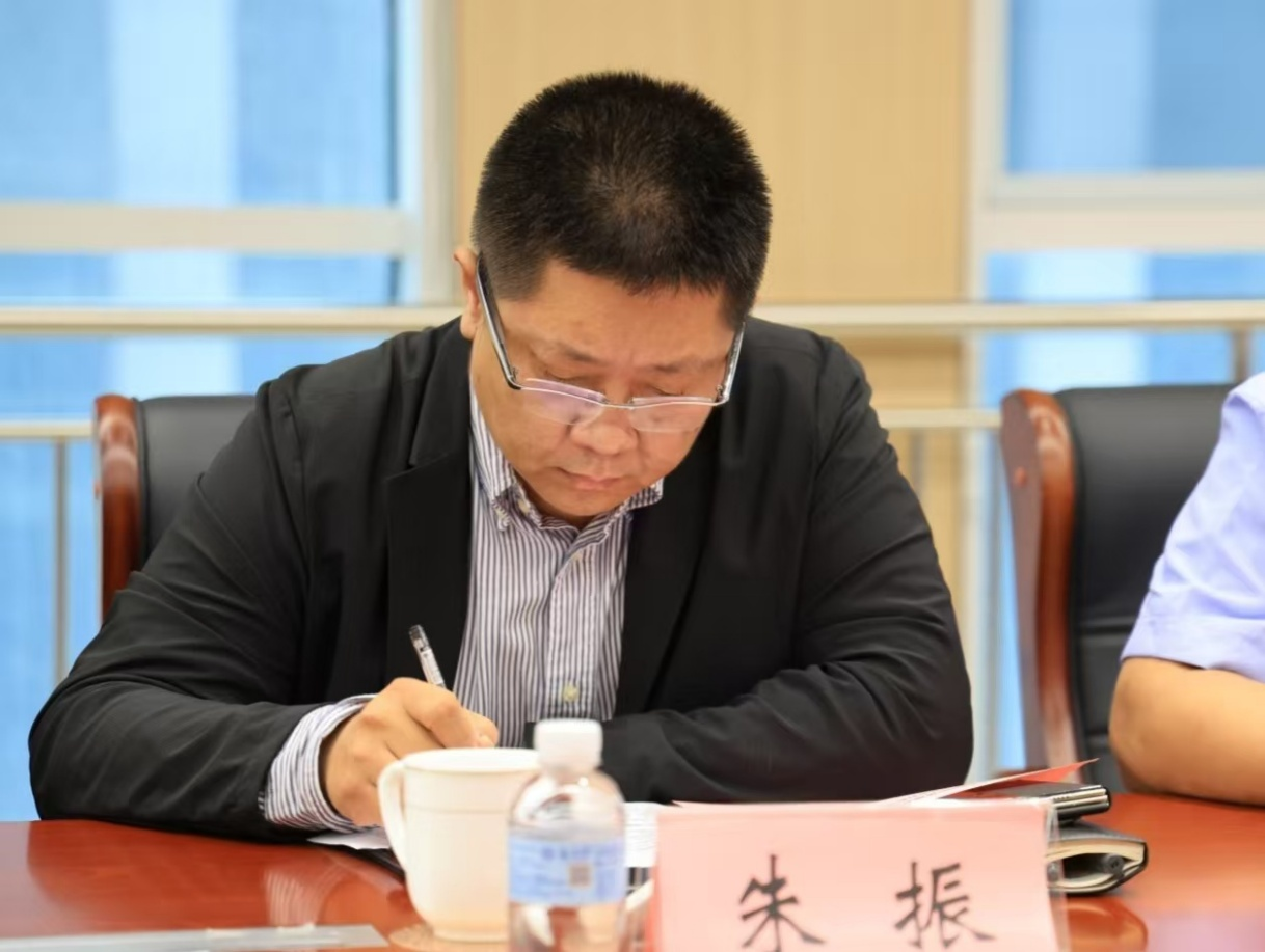 济南市推动宠物经济高质量发展暨人宠友好与城市文明座谈会召开