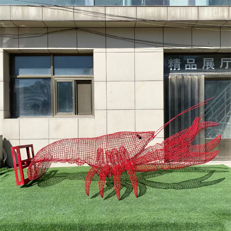不锈钢镂空发光龙虾雕塑