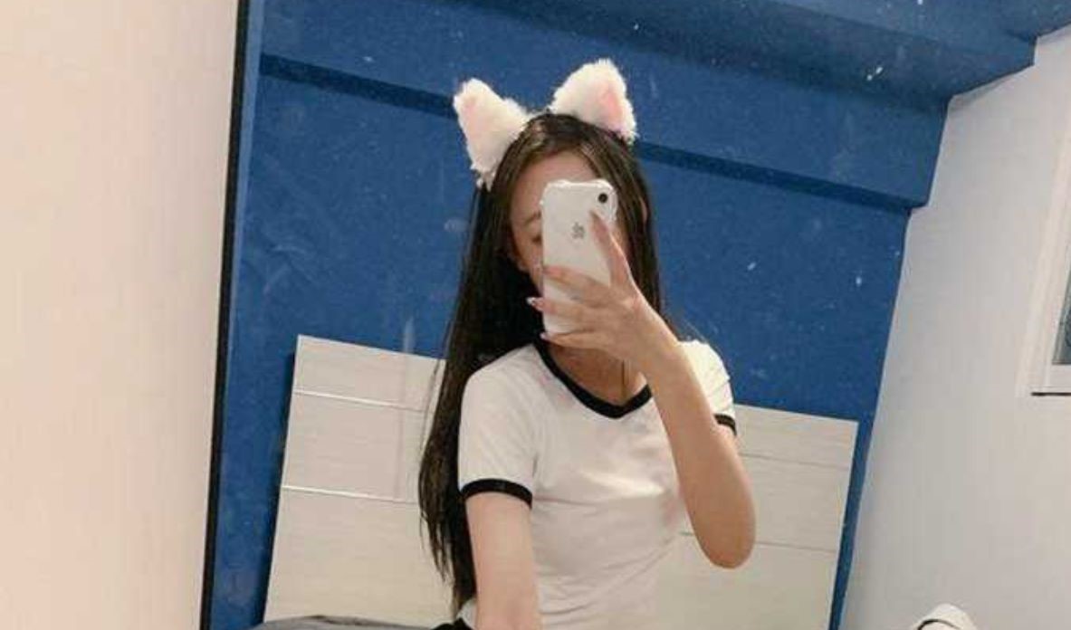 大二舞蹈生一字马汁汁私人定制视频什么梗，女神汁汁的付费订制