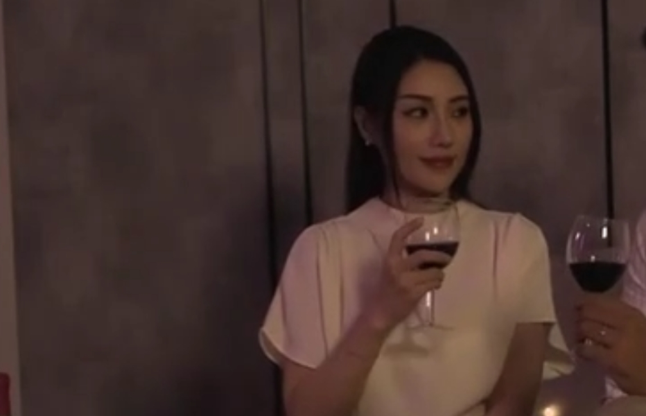 李蓉蓉七夕物语视频什么梗，工作外出后老婆爱上黑人同事