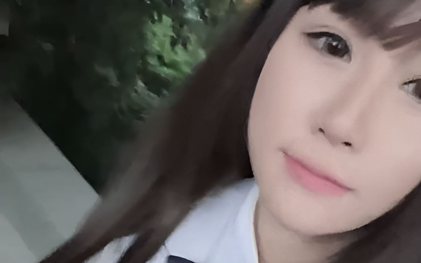 京鱼儿户外公园凉亭直播视频什么梗，下雨天野外jk裙子凉亭秀
