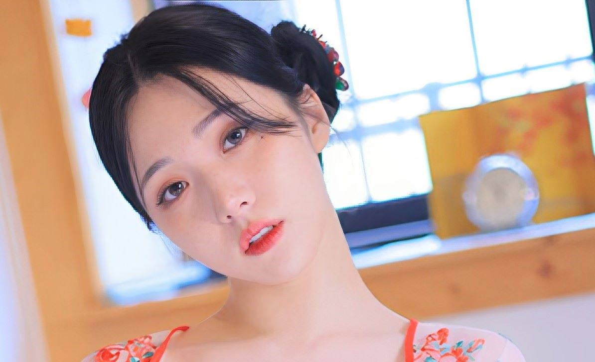 yeonwoo妍雨双女百合之恋视频什么梗，妍雨唯美百合爱恋的写真