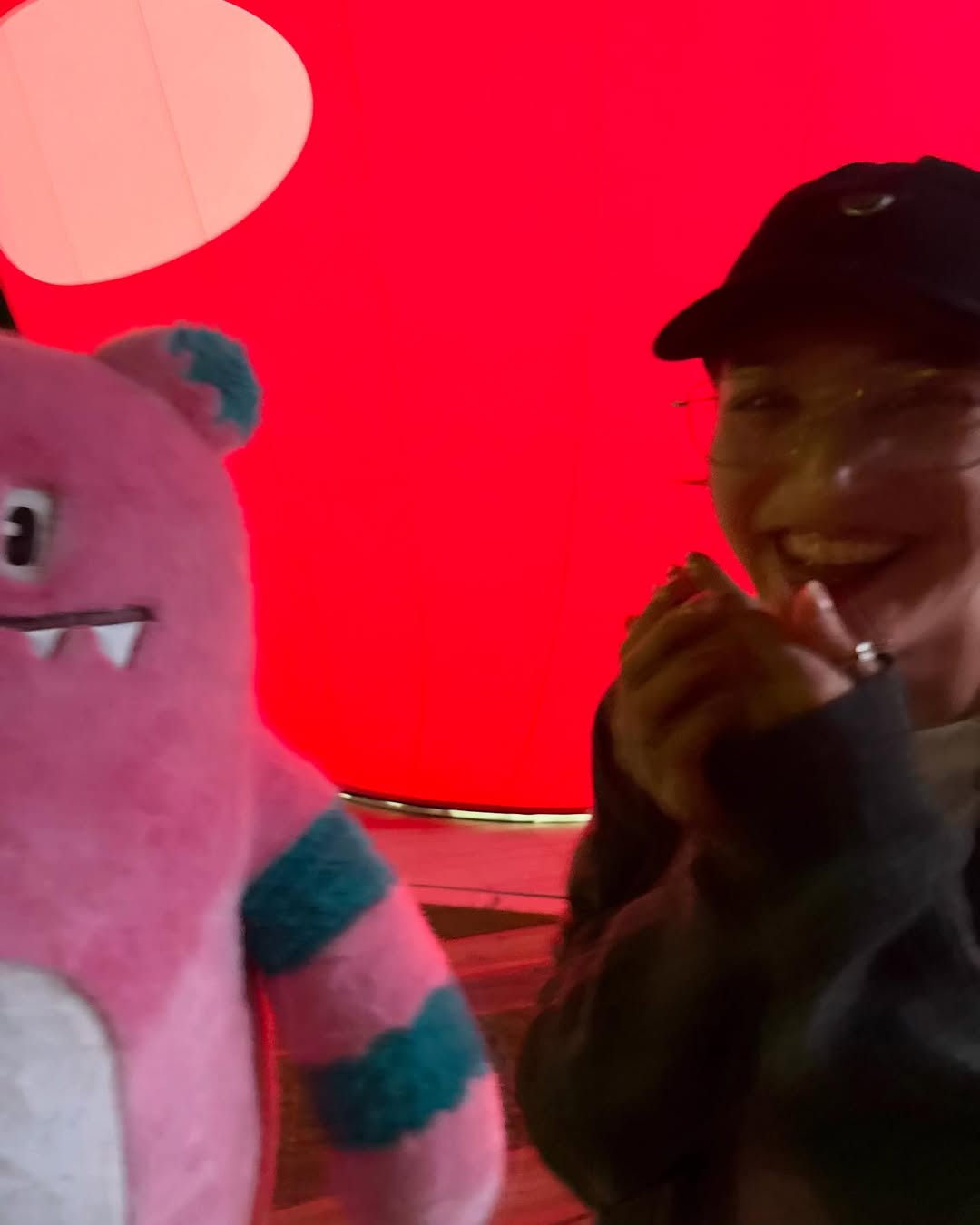金栽经秘密结婚满一周年后晒出生活照，美貌依旧丝毫未减