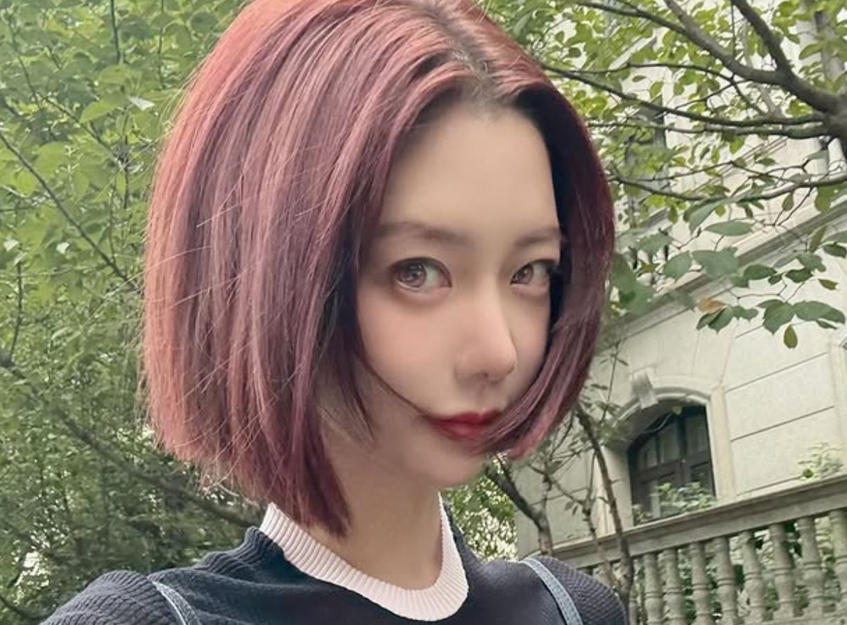 克拉拉李成敏离婚后发表感性留言,愿今年剩下的日子里充满祝福与圆满