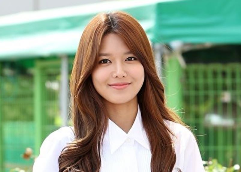 少女时代崔秀英回忆好莱坞的拍摄经历，曾因自我怀疑而变得沉默寡言