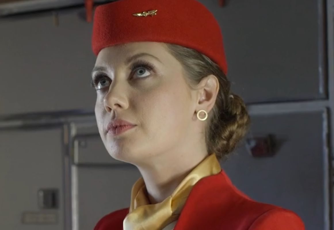Elena Koshka法国航空2019视频什么梗，上班中的空姐埃琳娜克什卡