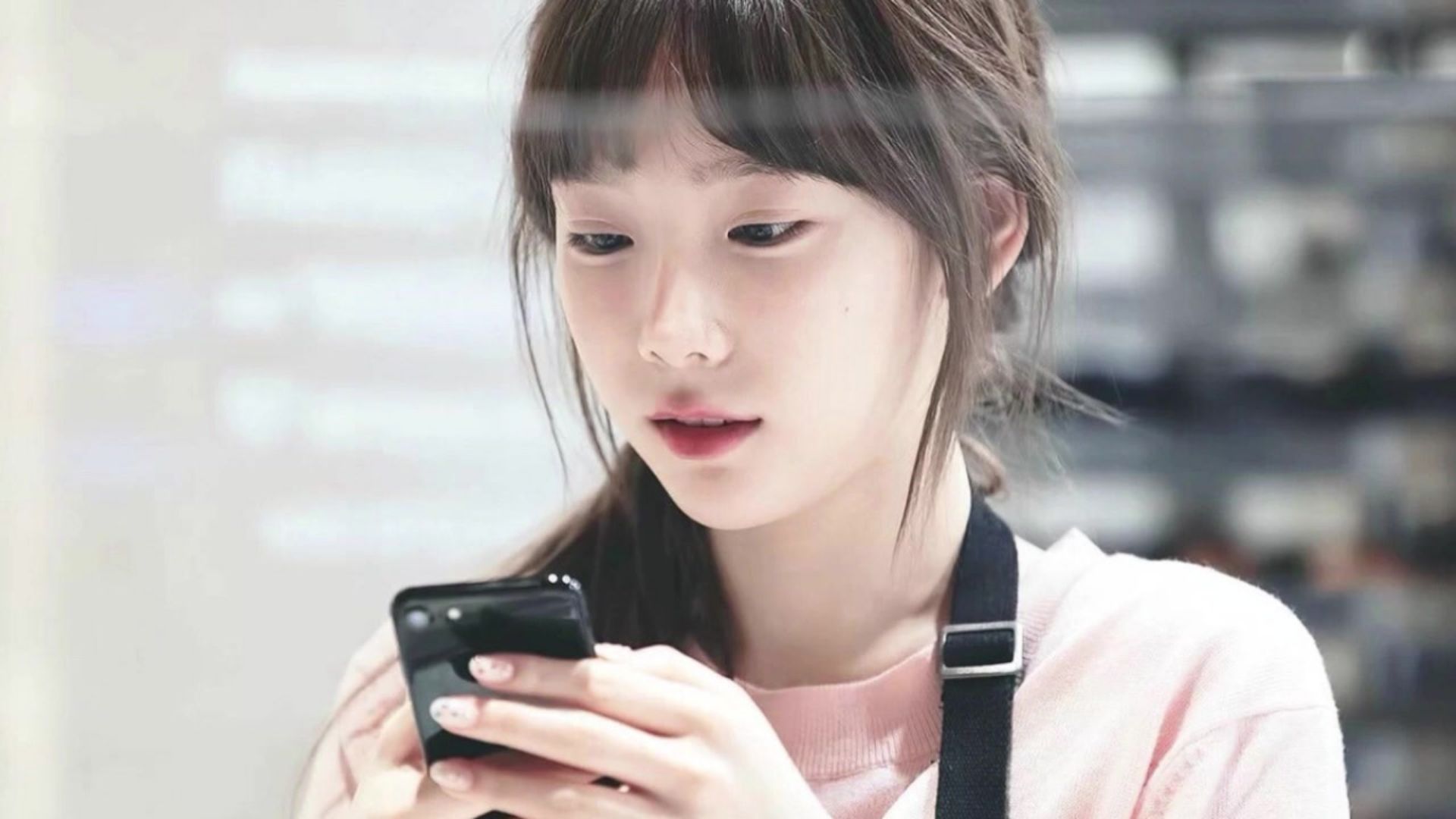 少女时代金泰妍回应Tiffany结婚相关提问，与粉丝愉快互动