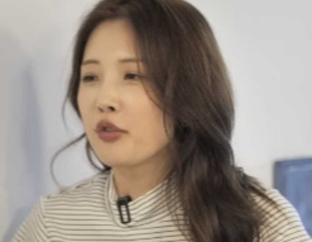 南智贤在4Minute出道初期的生活，五个人挤在一个房间里睡觉