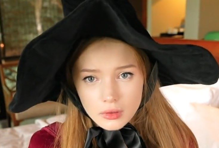 女巫Diana Rider和森林精灵Arina Fox视频什么梗，游戏世界的冒险