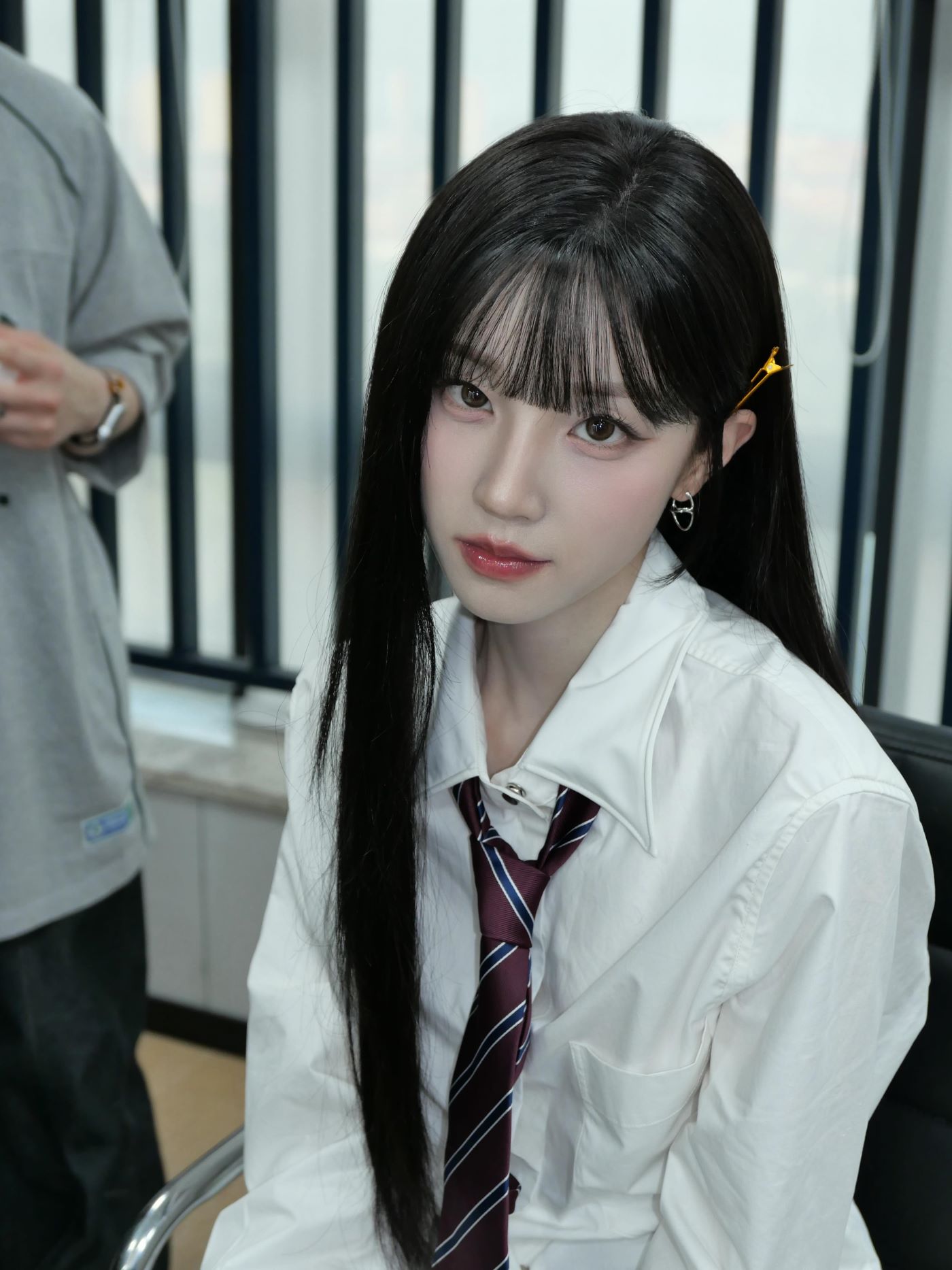 宋雨琦初恋感十足的校园风美照，学校里穿着制服的学姐
