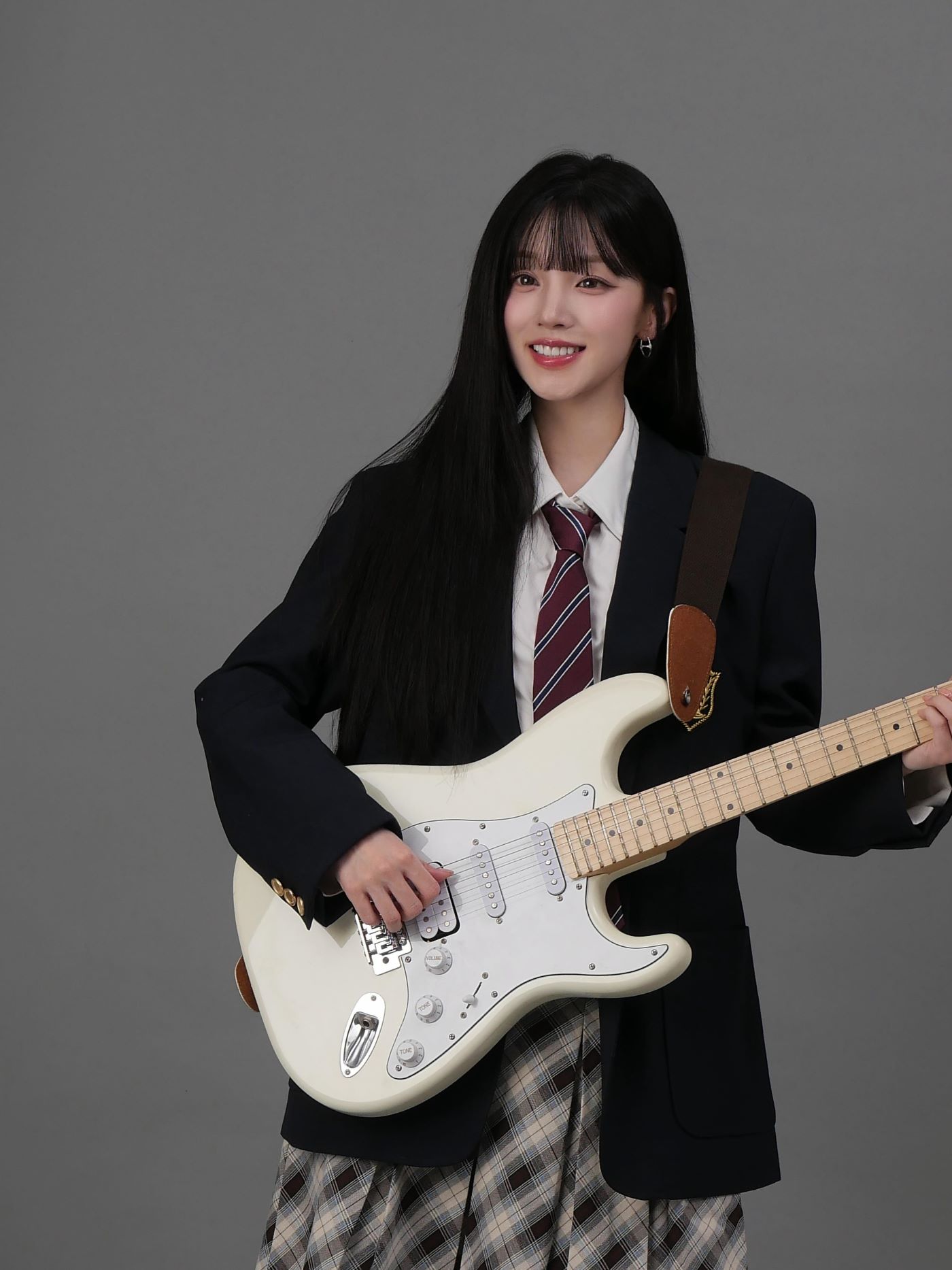 宋雨琦初恋感十足的校园风美照，学校里穿着制服的学姐