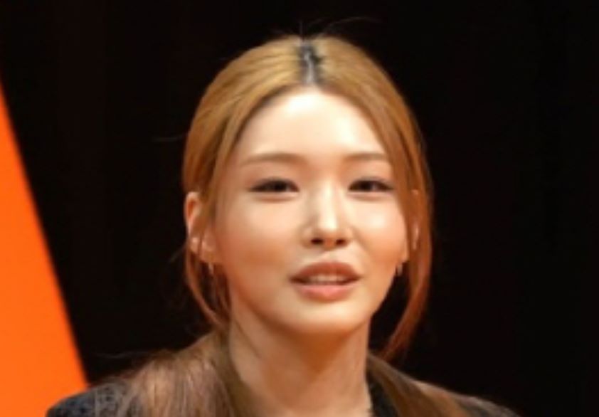 金请夏曾以为自己30岁时会结婚会恋爱,结果一样都没实现