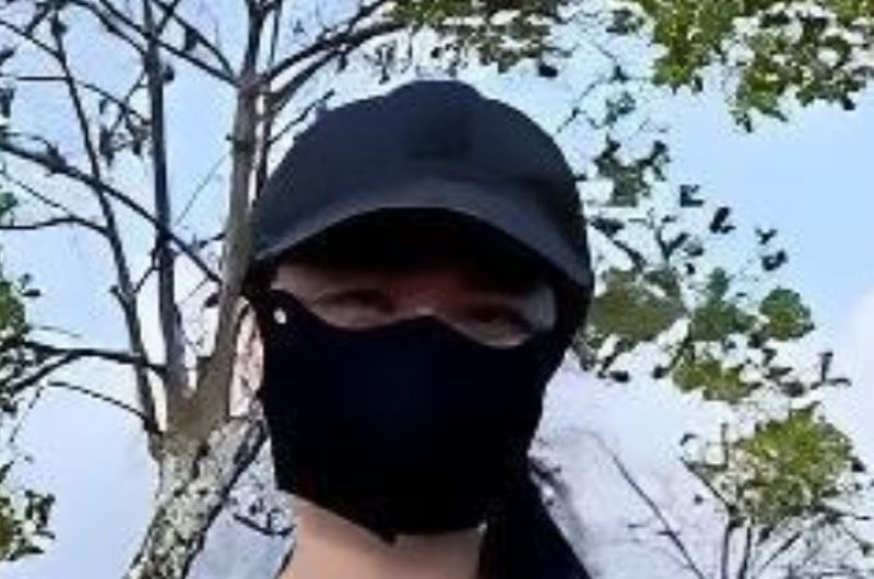 网红xxmitao江小凡的户外视频常见场景是哪些,出没在街头或小区